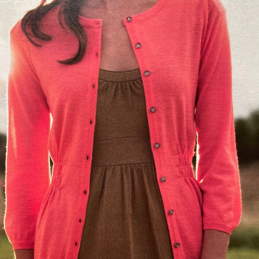 Boden 100% Merino Wool Coral Pink Cardigan 4 smocked sweater red